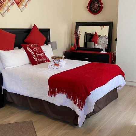 Christa'S Place 897 Pretoria-Noord Dış mekan fotoğraf