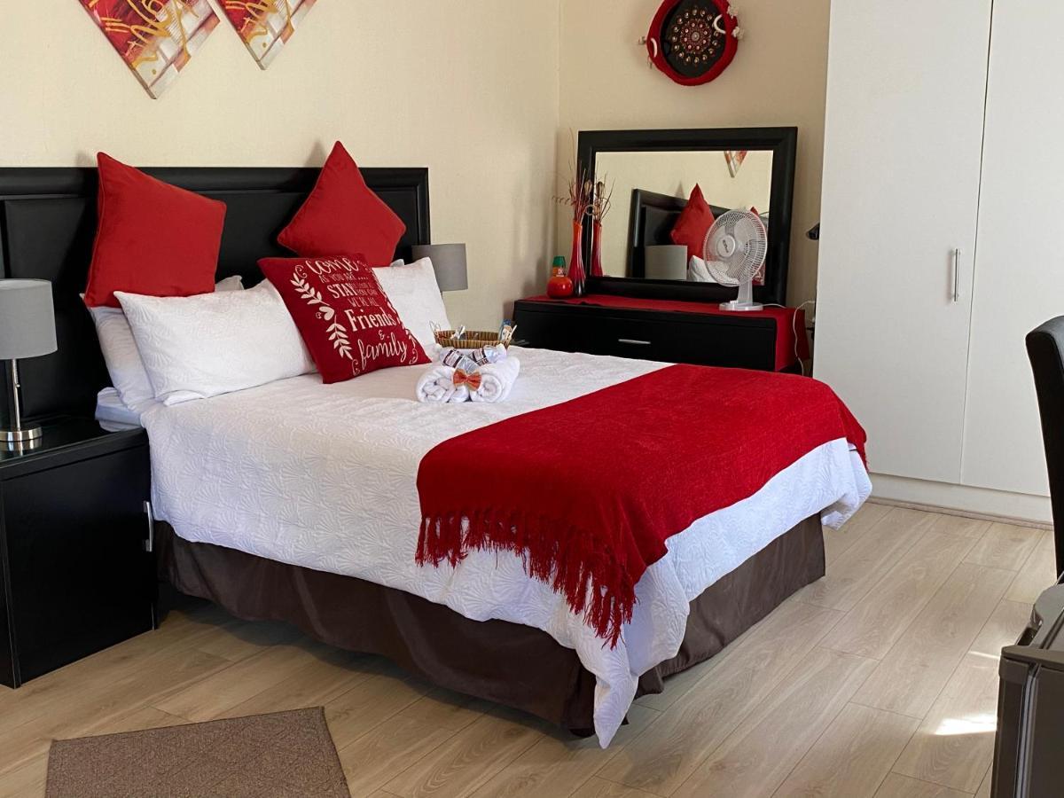 Christa'S Place 897 Pretoria-Noord Dış mekan fotoğraf