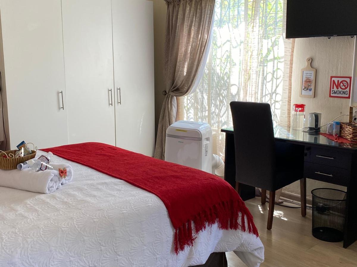 Christa'S Place 897 Pretoria-Noord Dış mekan fotoğraf